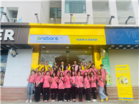 Sinh viên ngành TC Ngân hàng trải nghiệm dịch vụ Ngân hàng số tại Ngân hàng TMCP Nam Á