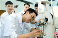 Ngành Công nghệ Sinh học và ngành Nuôi trồng thủy sản đạt kiểm định chất lượng chương trình đào tạo