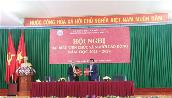 Hội nghị đại biểu viên chức và người lao động Trường ĐH Nha Trang năm học 2021 – 2022