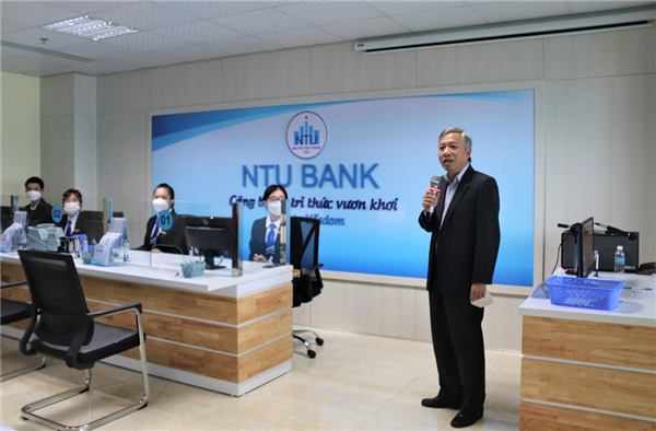 Khánh thành phòng thực hành Ngân hàng NTU Bank