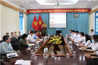Làm việc với đoàn công tác Trường ĐH Nguyễn Tất Thành