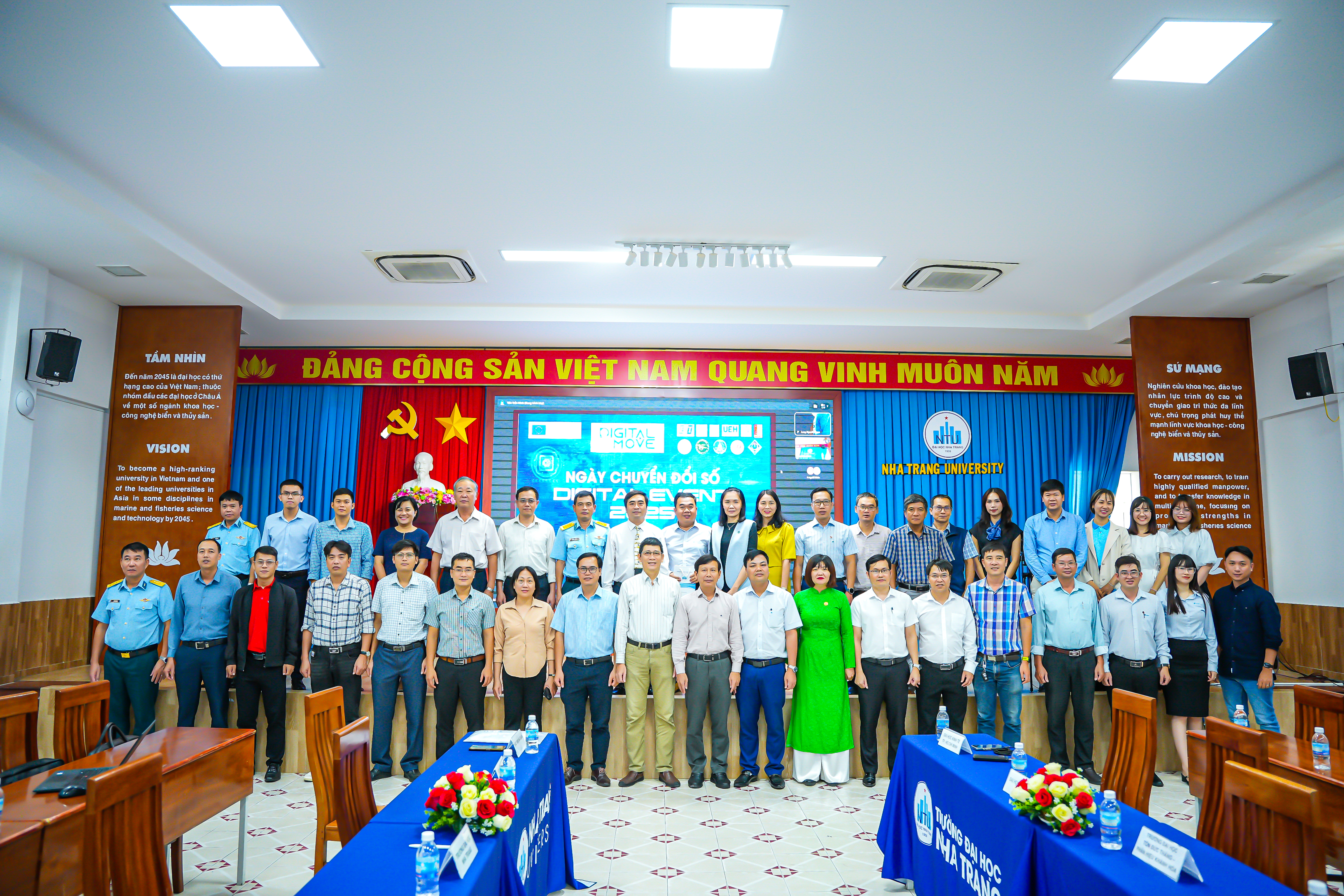 Trường Đại học Nha Trang tổ chức "Ngày chuyển đổi số, Digital-Move Day 2025": Lan tỏa mô hình chuyển đổi số trong giáo dục đại học