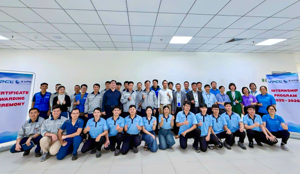Trường Đại học Nha Trang tham dự Lễ trao chứng nhận thực tập cho sinh viên tại Nhà máy Nhiệt điện BOT Vân Phong 1