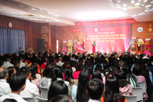 Trường Đại học Nha Trang công bố Chiến lược phát triển và mô hình tổ chức mới giai đoạn 2025–2030