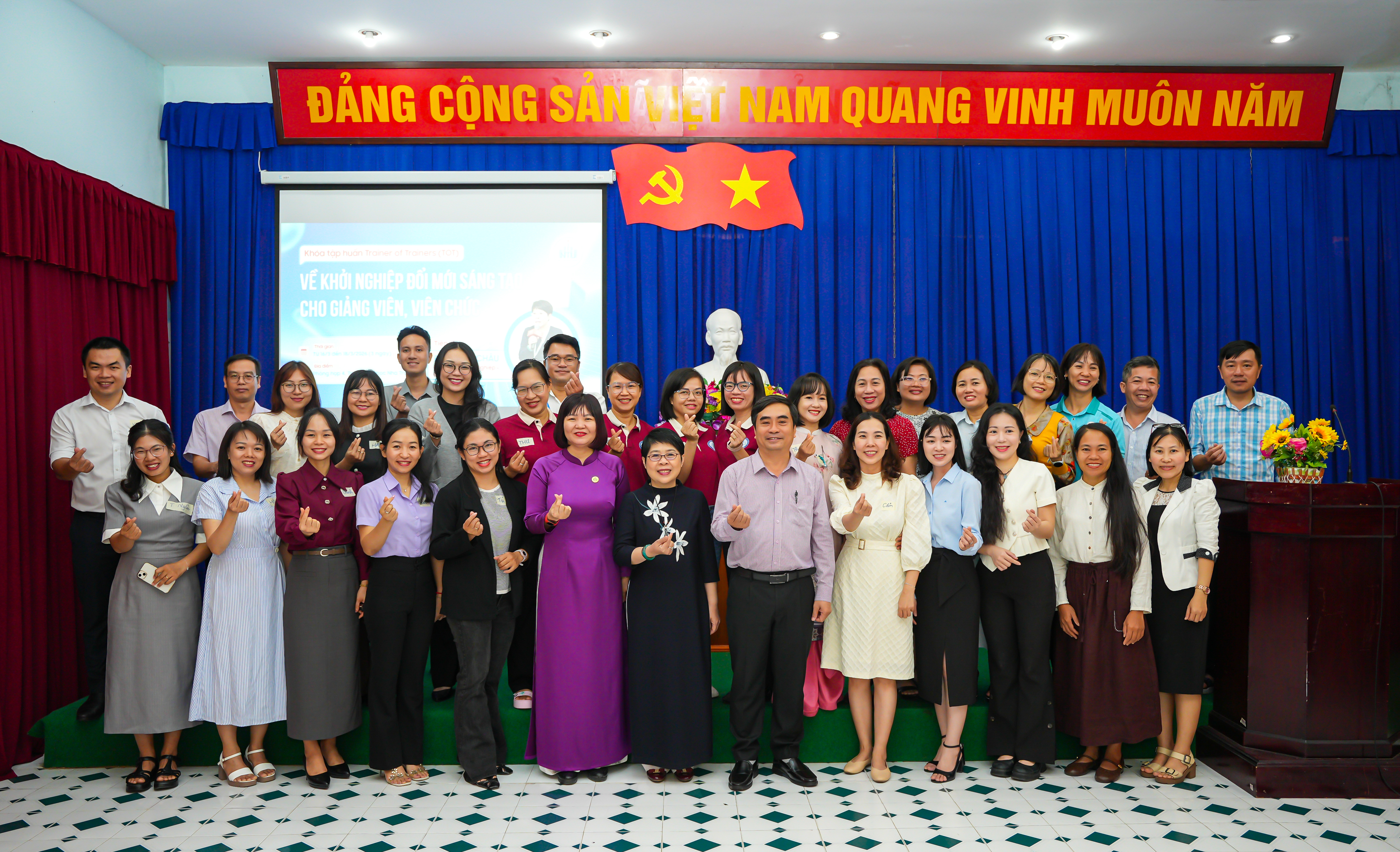 Tập huấn giảng viên nguồn về khởi nghiệp đổi mới sáng tạo tại Trường Đại học Nha Trang