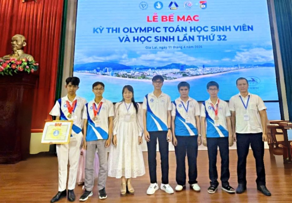 Thành công lớn với 4 huy chương tại Olympic Toán học sinh viên toàn quốc lần thứ 32