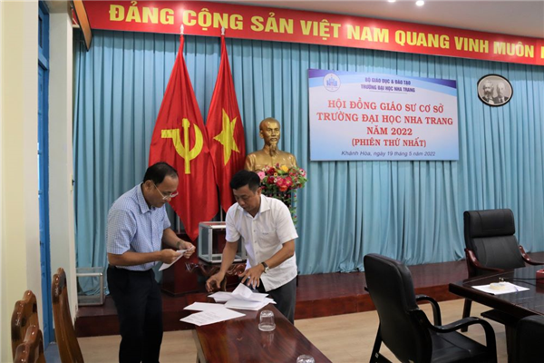 Phiên họp thứ nhất Hội đồng Giáo sư cơ sở Trường Đại học Nha Trang năm 2022
