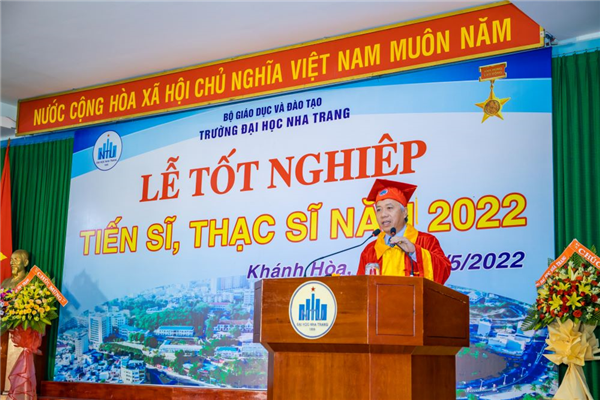 Trường ĐH Nha Trang tổ chức lễ tốt nghiệp đào tạo sau đại học đợt 1 năm 2022