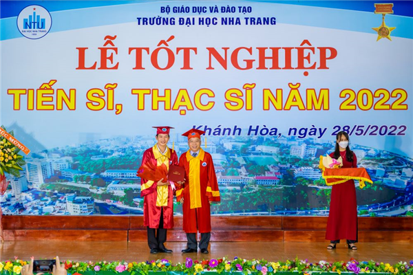 Trường ĐH Nha Trang tổ chức lễ tốt nghiệp đào tạo sau đại học đợt 1 năm 2022