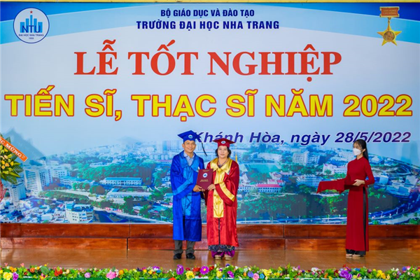 Trường ĐH Nha Trang tổ chức lễ tốt nghiệp đào tạo sau đại học đợt 1 năm 2022