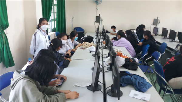 Hơn 220 đội thi tranh tài ở Vòng 1 cuộc thi Môi trường xanh năm 2022