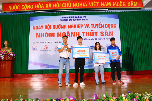 Ngày hội hướng nghiệp và tuyển dụng việc làm khối ngành Thủy sản năm 2022