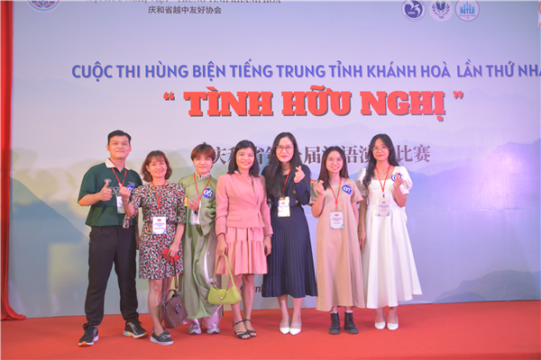 Sinh viên Trường ĐH Nha Trang đạt giải Nhất cuộc thi Hùng biện tiếng Trung tỉnh Khánh Hòa lần thứ Nhất