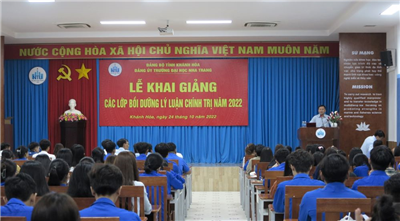 262 học viên tham gia các lớp bồi dưỡng lý luận chính trị dành cho đảng viên mời và bồi dưỡng nhận thức về Đảng năm 2022