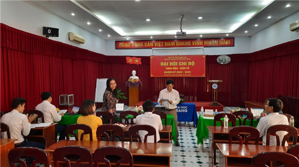 Đảng bộ Trường ĐH Nha Trang tổ chức thành công Đại hội Chi bộ trực thuộc, nhiệm kỳ 2022-2025