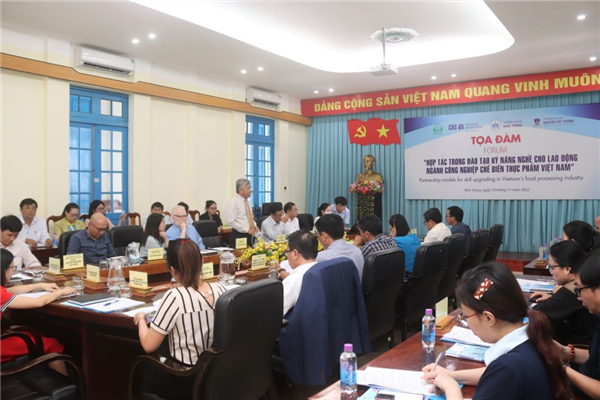 Phát triển kỹ năng nghề nghiệp cho lao động ngành Công nghiệp Chế biến thực phẩm tại Việt Nam