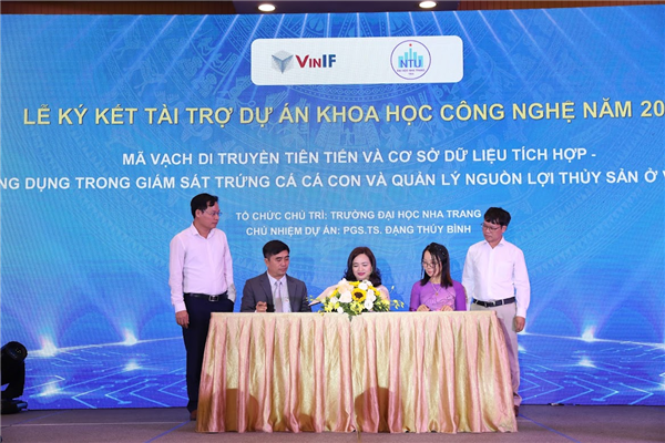 Nhóm nghiên cứu Đa dạng sinh học và Bảo tồn kết nối xây dựng dự án được tài trợ của Quỹ đổi mới sáng tạo VinIF