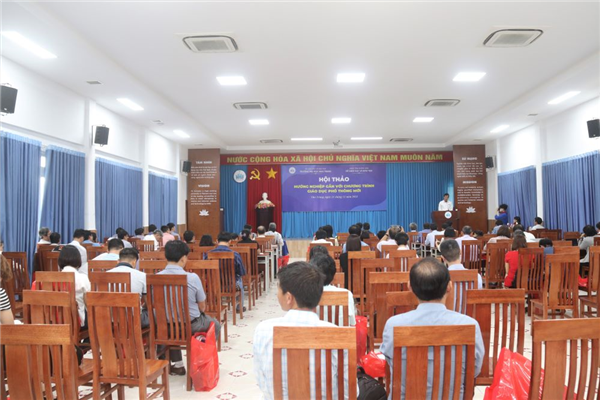 Hội thảo hướng nghiệp gắn với Chương trình giáo dục phổ thông mới