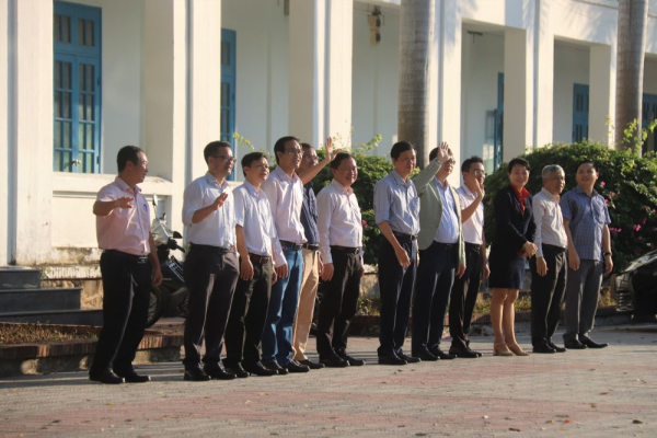 “Chuyến xe 0 đồng” đưa gần 180 sinh viên về quê ăn Tết