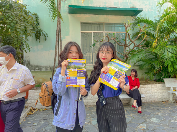 Gần 2000 học sinh tham gia Ngày hội tư vấn tuyển sinh tại Trường ĐH Nha Trang