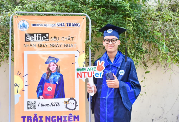 Gần 2000 học sinh tham gia Ngày hội tư vấn tuyển sinh tại Trường ĐH Nha Trang