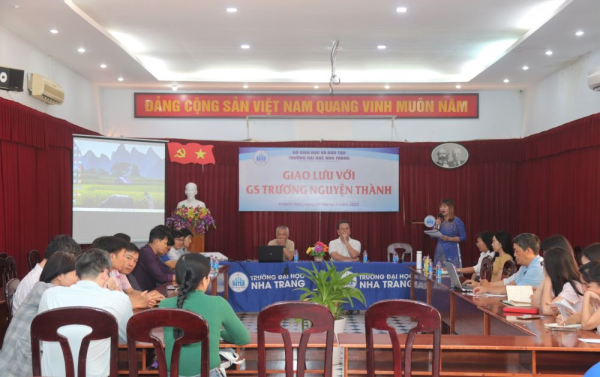 GS Trương Nguyện Thành chia sẻ về "Chuyển đổi số và người Thầy trong thời đại AI"