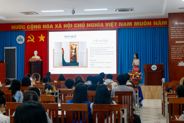Gần 200 sinh viên tham dự chương trình thu hút nhân tài của Gran Meliá Nha Trang