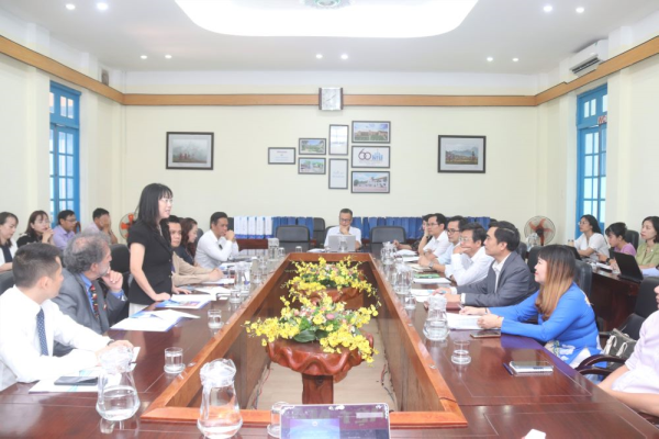 Tiếp đoàn công tác từ Trường ĐH VinUni