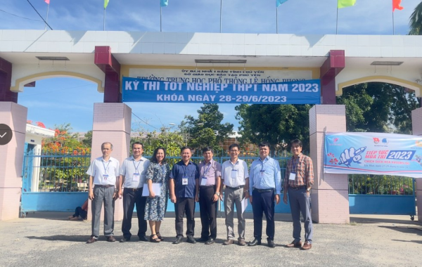 Trường Đại học Nha Trang tham gia Đoàn kiểm tra công tác coi thi Kỳ thi tốt nghiệp THPT năm 2023 tại tỉnh Phú Yên 