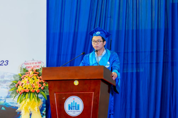 Trường ĐH Nha Trang tổ chức lễ trao bằng tốt nghiệp trình độ Đại học năm 2023