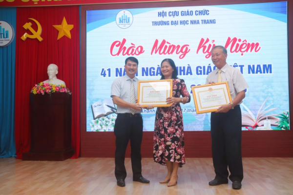 Gặp mặt thường niên Hội Cựu giáo chức Trường ĐH Nha Trang