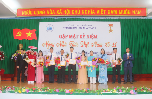 Mít tinh nhân kỷ niệm 41 năm Ngày Nhà giáo Việt Nam (20/11/1982 – 20/11/2023)