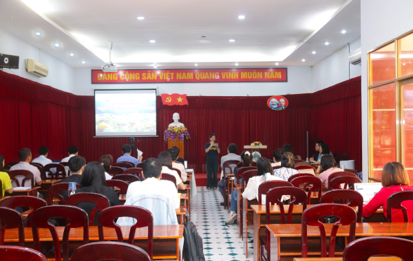 Tập huấn “Đổi mới sáng tạo trong việc giải quyết vấn đề ô nhiễm nhựa”