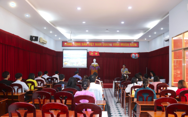 Tập huấn “Đổi mới sáng tạo trong việc giải quyết vấn đề ô nhiễm nhựa”
