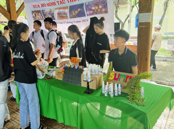 Triển lãm giới thiệu dự án và sản phẩm khởi nghiệp, đổi mới sáng tạo sinh viên Trường ĐH Nha Trang năm 2024