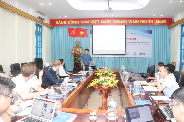 Thảo luận tiến độ dự án “Ngăn ngừa, giảm thiểu và tái chế rác thải ngư cụ gây ô nhiễm tại các vùng biển Việt Nam” (REVFIN)