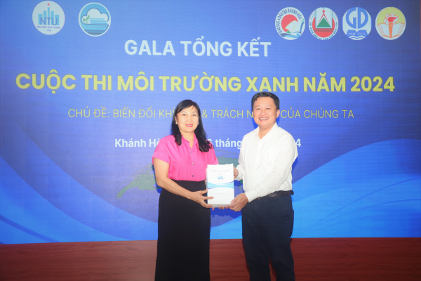 Chương trình Gala Tổng kết cuộc thi Môi trường xanh năm 2024 tại Trường Đại học Nha Trang