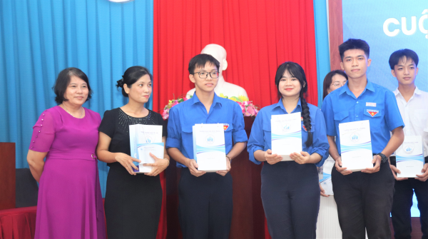Chương trình Gala Tổng kết cuộc thi Môi trường xanh năm 2024 tại Trường Đại học Nha Trang