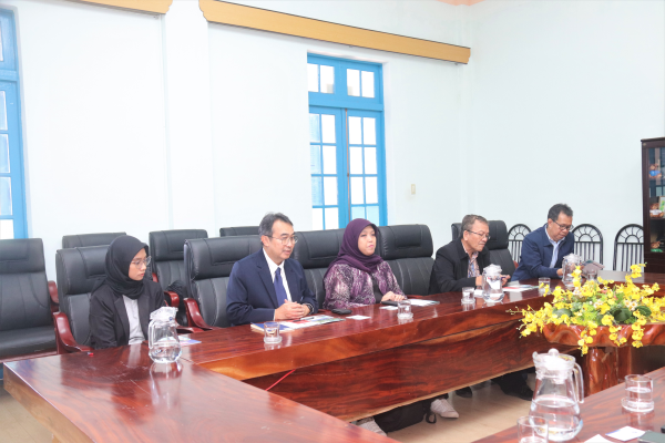 Trường Đại học IPB Indonesia đến thăm và trao đổi  hợp tác với Trường Đại học Nha Trang