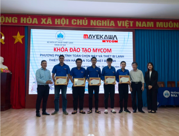 Sinh viên ngành Kỹ thuật Nhiệt tham gia khóa đào tạo chuyên môn về máy lạnh MYCOM