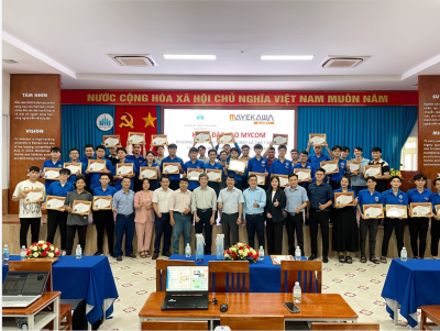 Sinh viên ngành Kỹ thuật Nhiệt tham gia khóa đào tạo chuyên môn về máy lạnh MYCOM