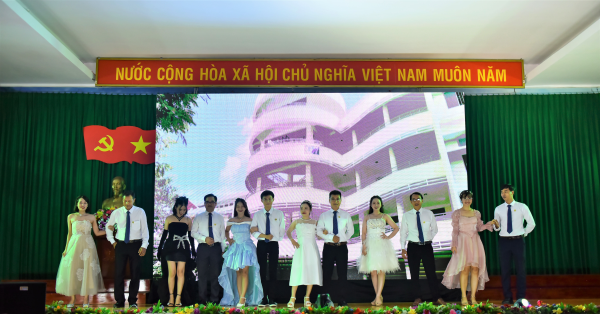 Hội diễn văn nghệ văn nghệ - thời trang Chào mừng 65 năm ngày Truyền thống Trường Đại học Nha Trang