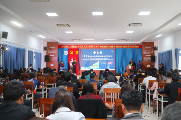 Hội thảo quốc tế Về khoa học, công nghệ và đổi mới sáng tạo vì hạnh phúc bền vững (STISWB 2024) diễn ra tại Trường ĐH Nha Trang
