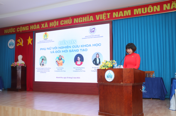 Diễn đàn “Phụ nữ với nghiên cứu khoa học và đổi mới sáng tạo”
