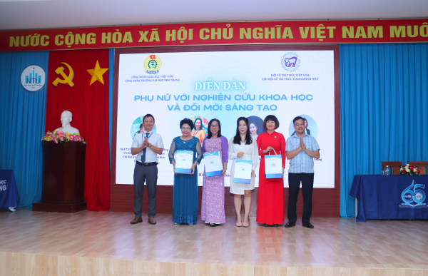 Diễn đàn “Phụ nữ với nghiên cứu khoa học và đổi mới sáng tạo”