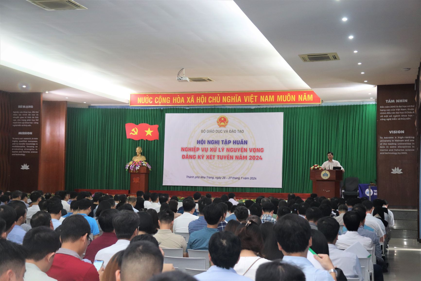 Bộ Giáo dục và Đào tạo tổ chức Tập huấn sử dụng phần mềm xét tuyển sinh trình độ cao đẳng và đại học năm 2024 tại Trường Đại học Nha Trang