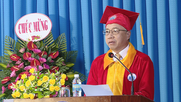 Trường Đại học Nha Trang tổ chức Lễ tốt nghiệp Sau đại học năm 2024