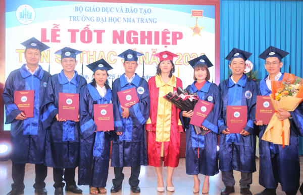 Trường Đại học Nha Trang tổ chức Lễ tốt nghiệp Sau đại học năm 2024