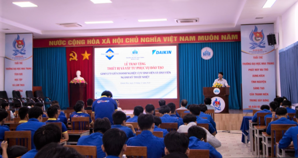 Lễ trao tặng thiết bị và giao lưu giữa doanh nghiệp và sinh viên ngành Kỹ thuật nhiệt lạnh, Khoa Cơ khí, Trường Đại học Nha Trang