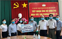 Trường ĐH Nha Trang ủng hộ Quỹ vắc-xin phòng chống Covid-19 tỉnh Khánh Hòa
